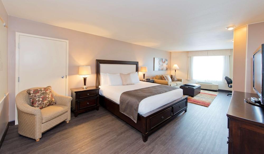 Prestige Treasure Cove Resort, Worldhotels Elite Prince George Exterior photo